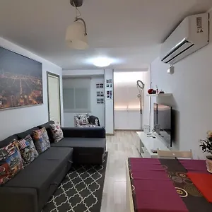 Apartment B O D Collblanc, L'Hospitalet de Llobregat