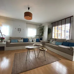 https://apartamento-a-100-mts-del-mar-en-los-abrigos.adeje-hotels.com