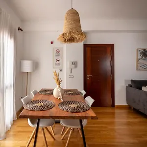 https://moana-suite.hotelsinnerja.org